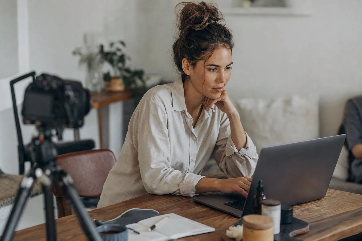 How to Pitch Brands as an Influencer