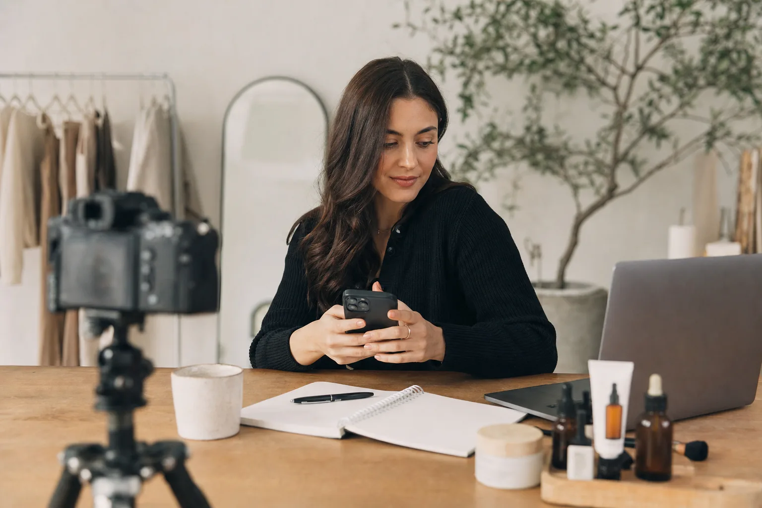How to Scale From 1-Off UGC Gigs to Monthly Retainers