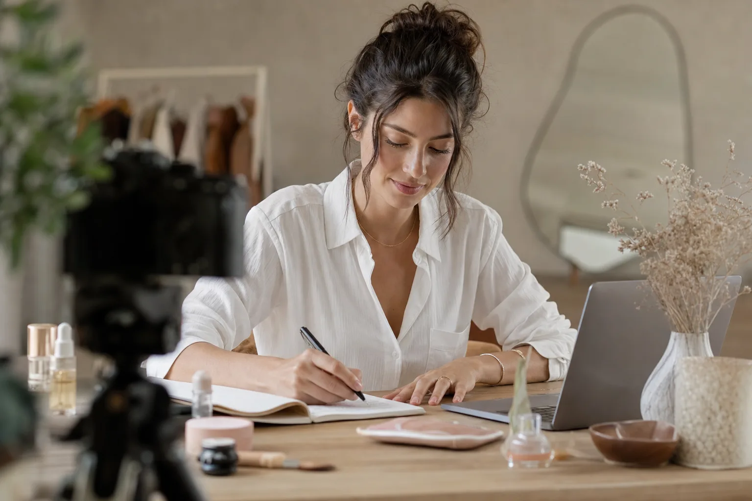 How to Write a UGC Content Brief for Brands